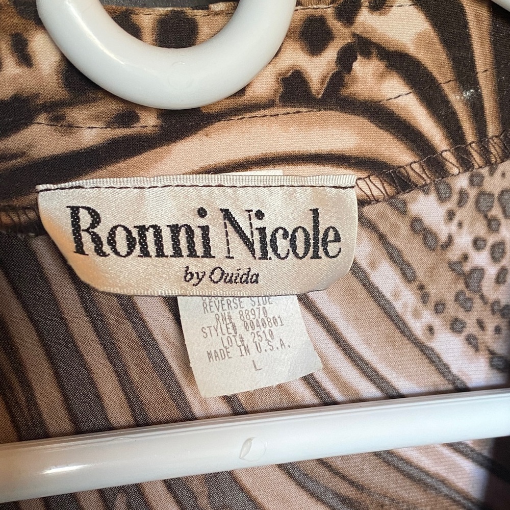 Abstract Cheetah/Zebra Patterned Cardigan - Picture 3 of 16